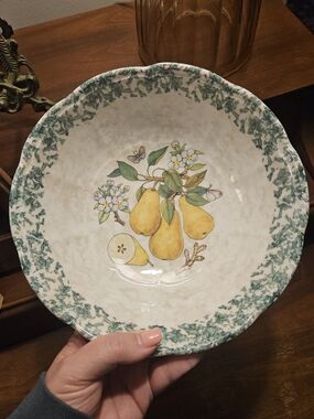 Vintage Himark Bordeaux Collection 9” Italian Pear Serving Bowl